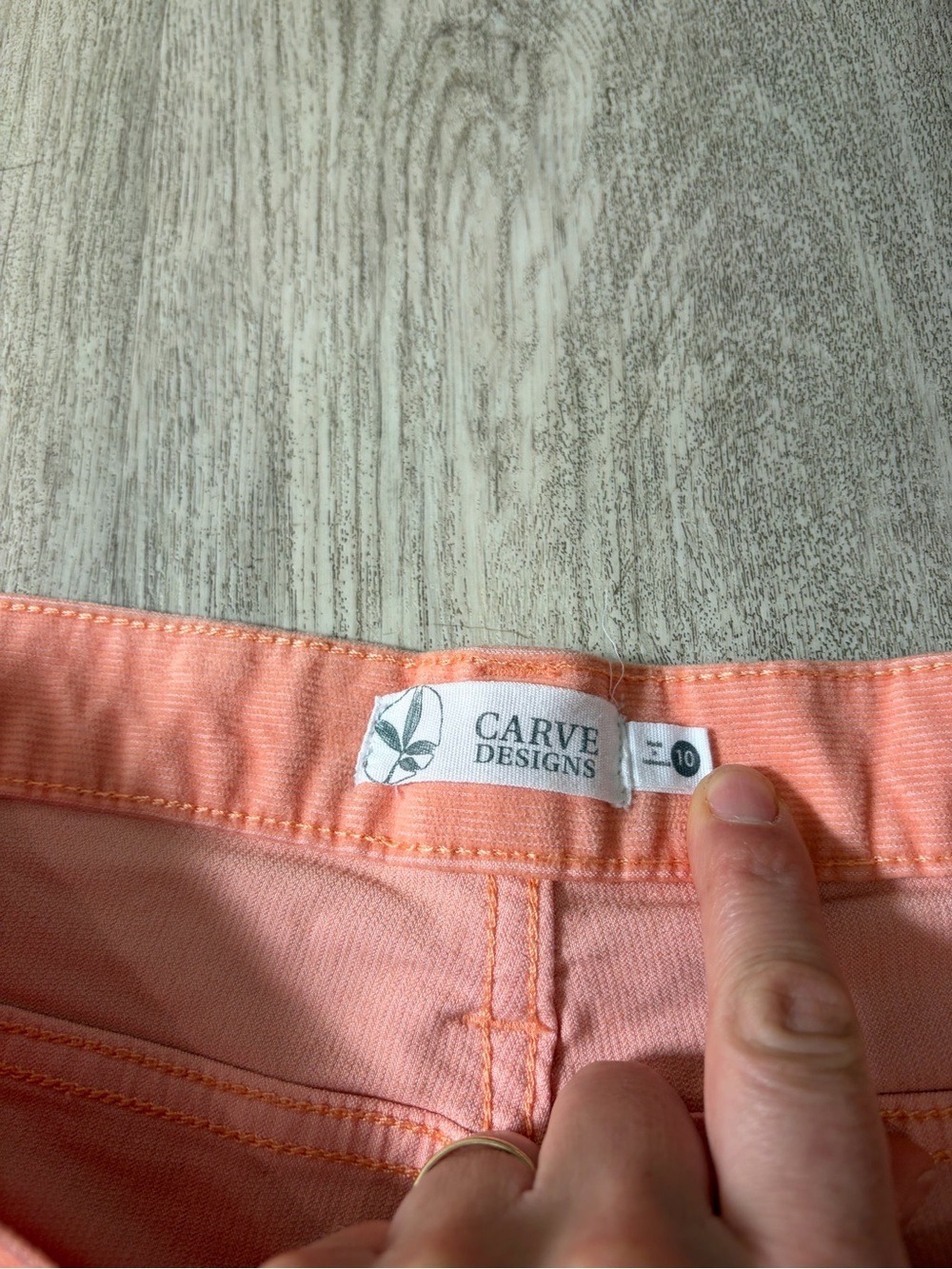 Carve Designs creamsicle orange/Coral Frayed Hem corduroy Shorts size 10 - Picture 3 of 5